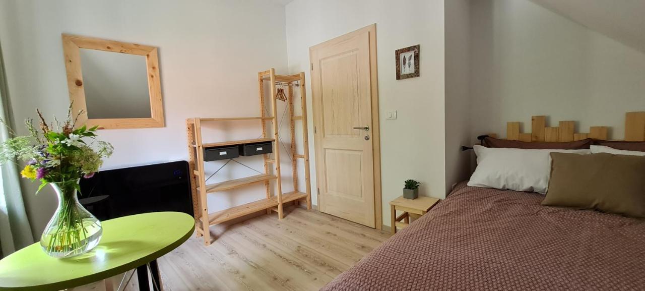 Nona Bb Bed & Breakfast Postojna Exterior photo