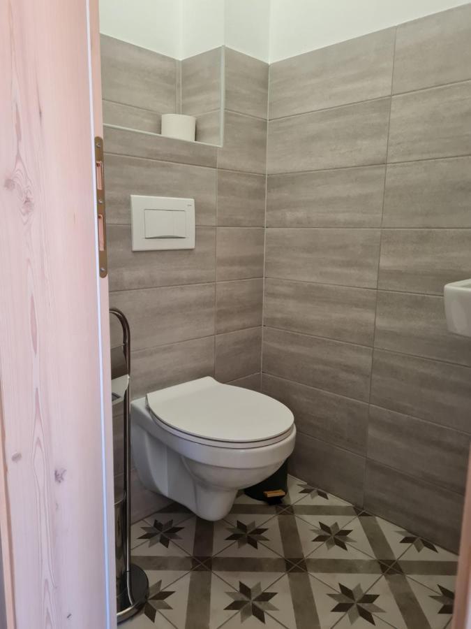 Nona Bb Bed & Breakfast Postojna Exterior photo