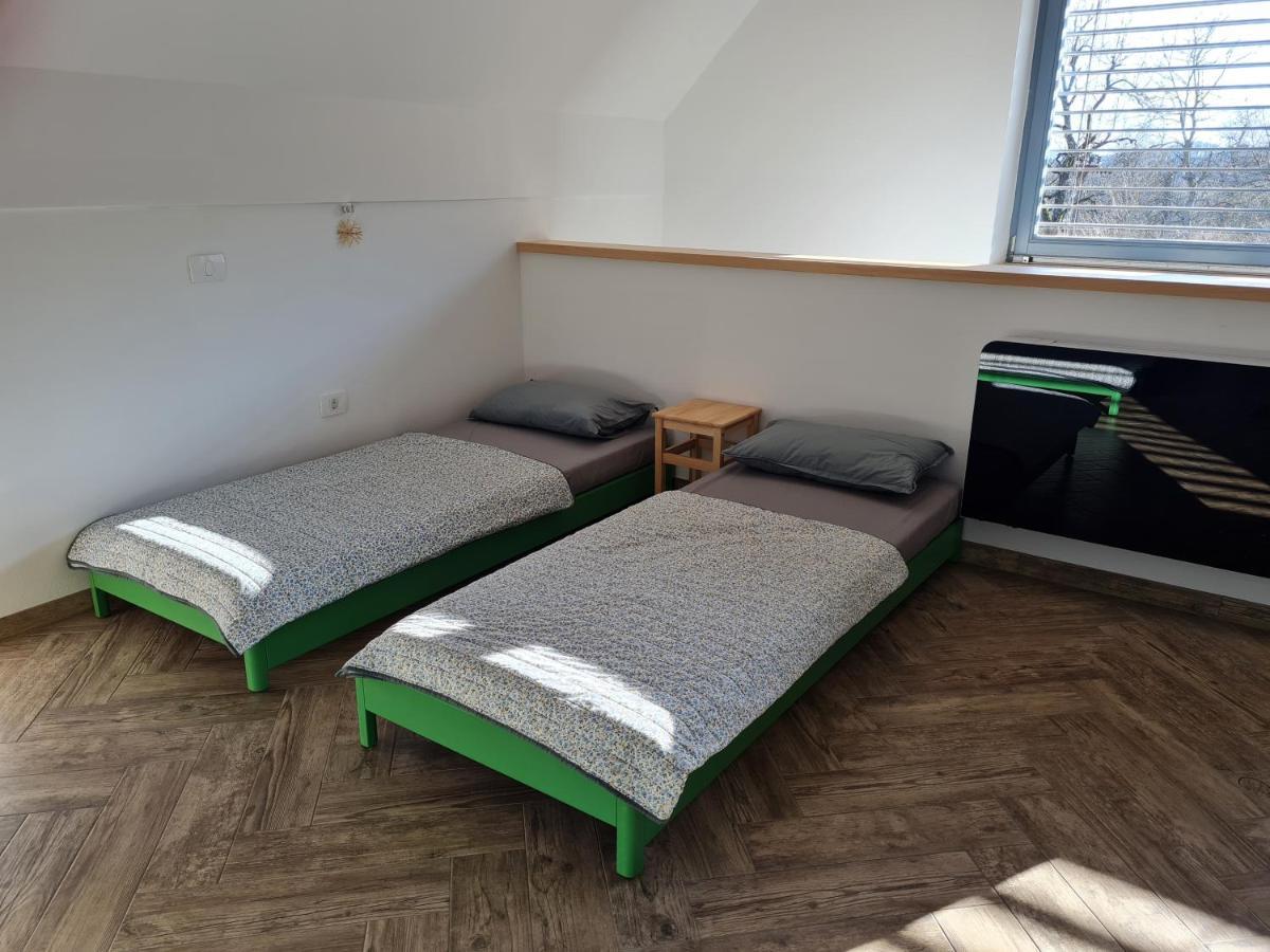 Nona Bb Bed & Breakfast Postojna Exterior photo